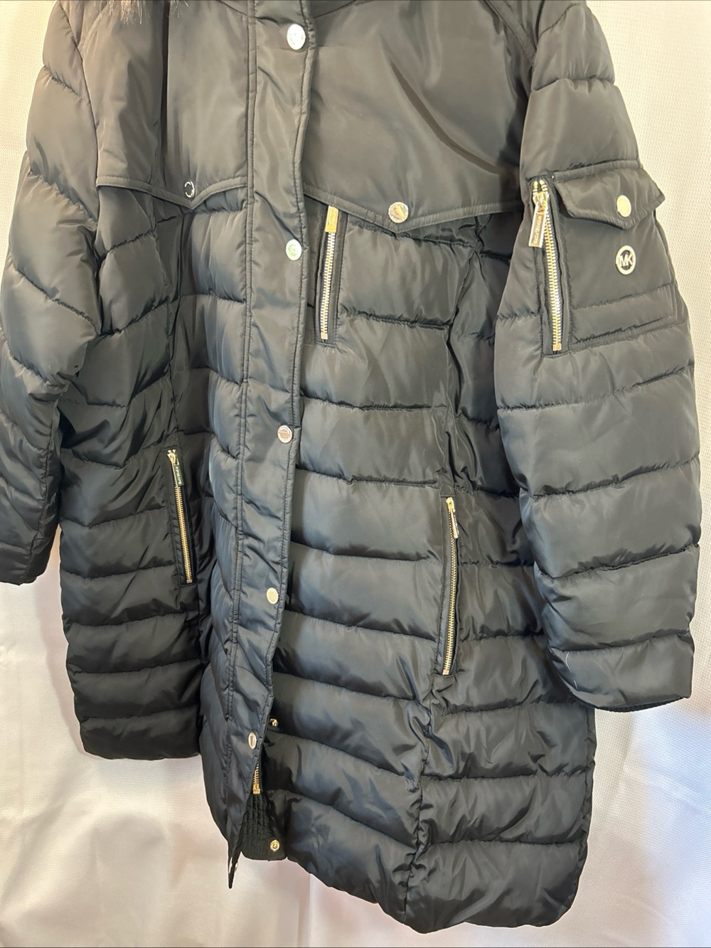Michael Kors Black Long Puffer Coat with Faux-Fur Trim Hood - Picture 5 of 12